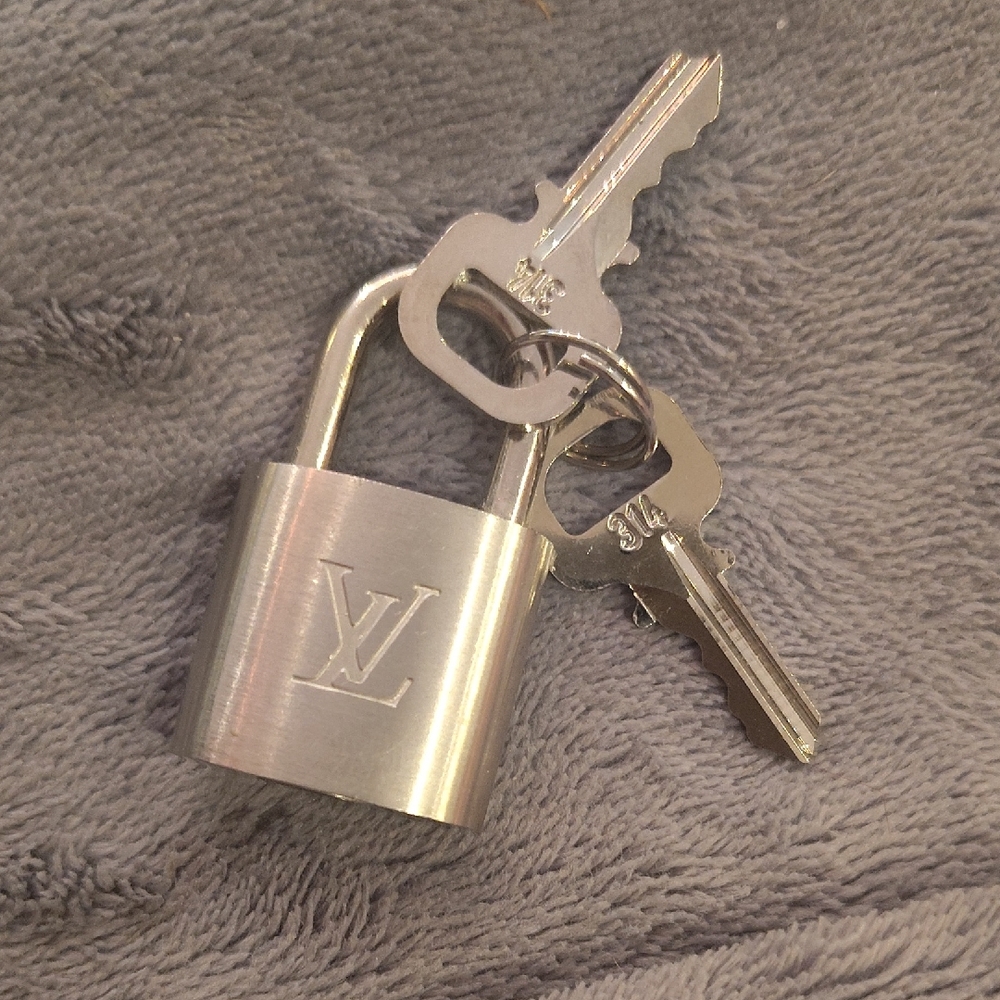 Louis Vuitton Silver Padlock with Keys